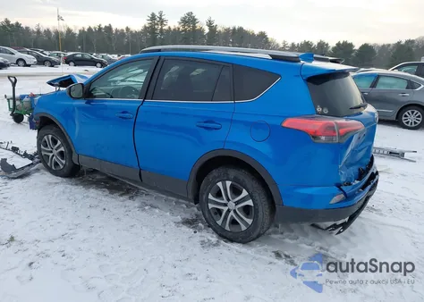 2017 Toyota Rav4 Le z USA, uszkodzony, nr VIN 2T3BFREV8HW563952